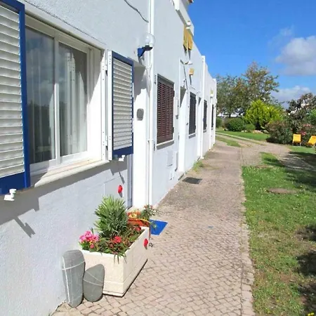 Monte Apartment *